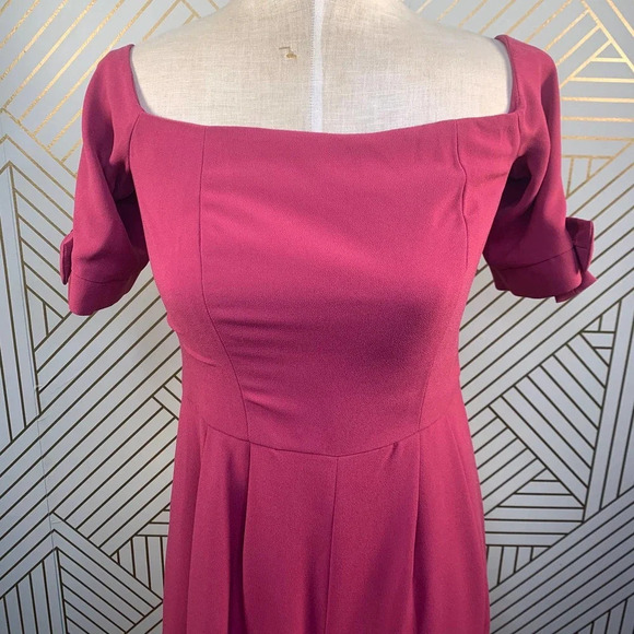 Gal Meets Glam Meredith Off-the-Shoulder Jumpsuit - Picture 3 of 12